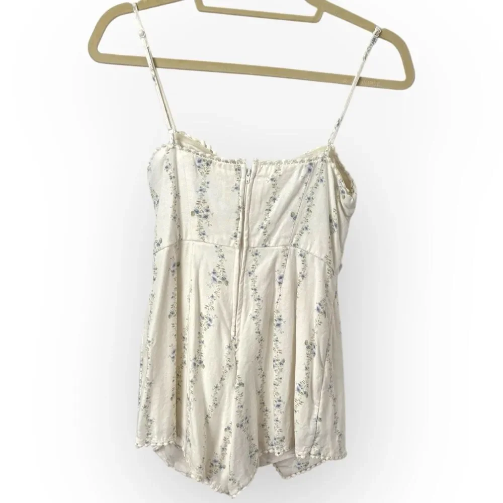 Mi Ami Floral Tie Front Romper – Size Small - Picture 4 of 5